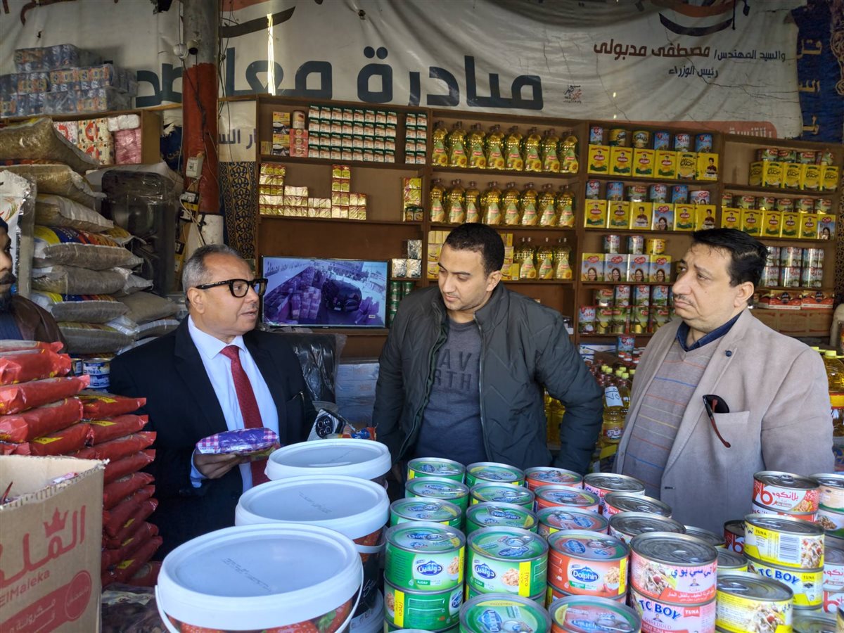 سكرتير مساعد سوهاج بالاسواق