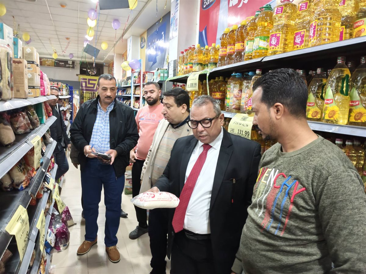 سكرتير مساعد سوهاج بالاسواق