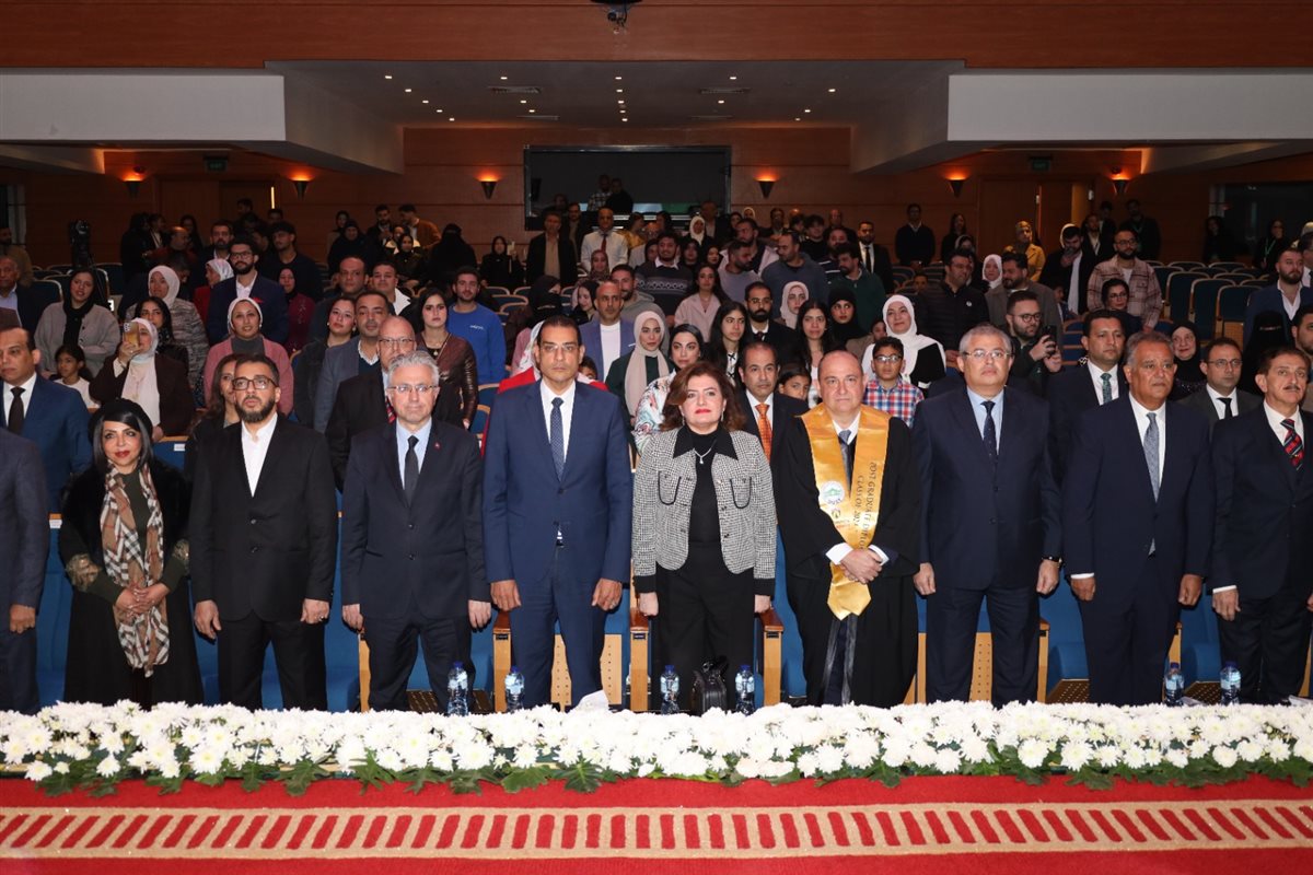 جامعة مصر للعلوم والتكنولوجيا