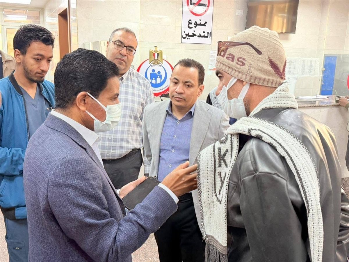 جولة وكيل وزارة الصحة بمستشفى الحميات بالأقصر