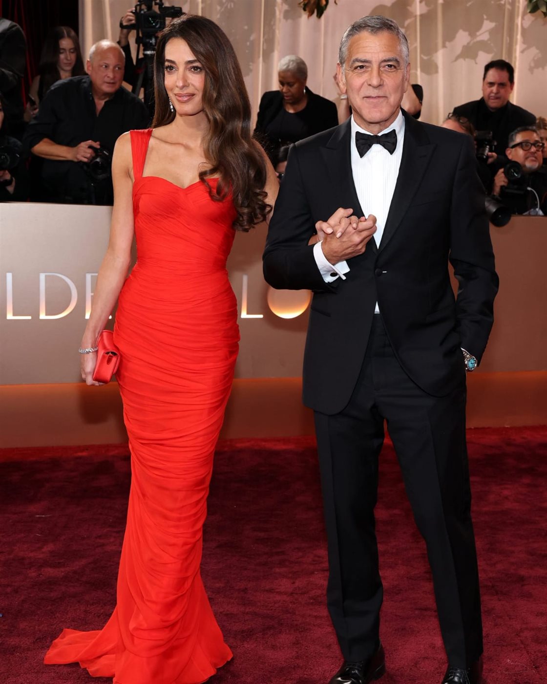 تألق النجوم على ريد كاربت حفل توزيع جوائز جولدن جلوب بنسخته الـ 83