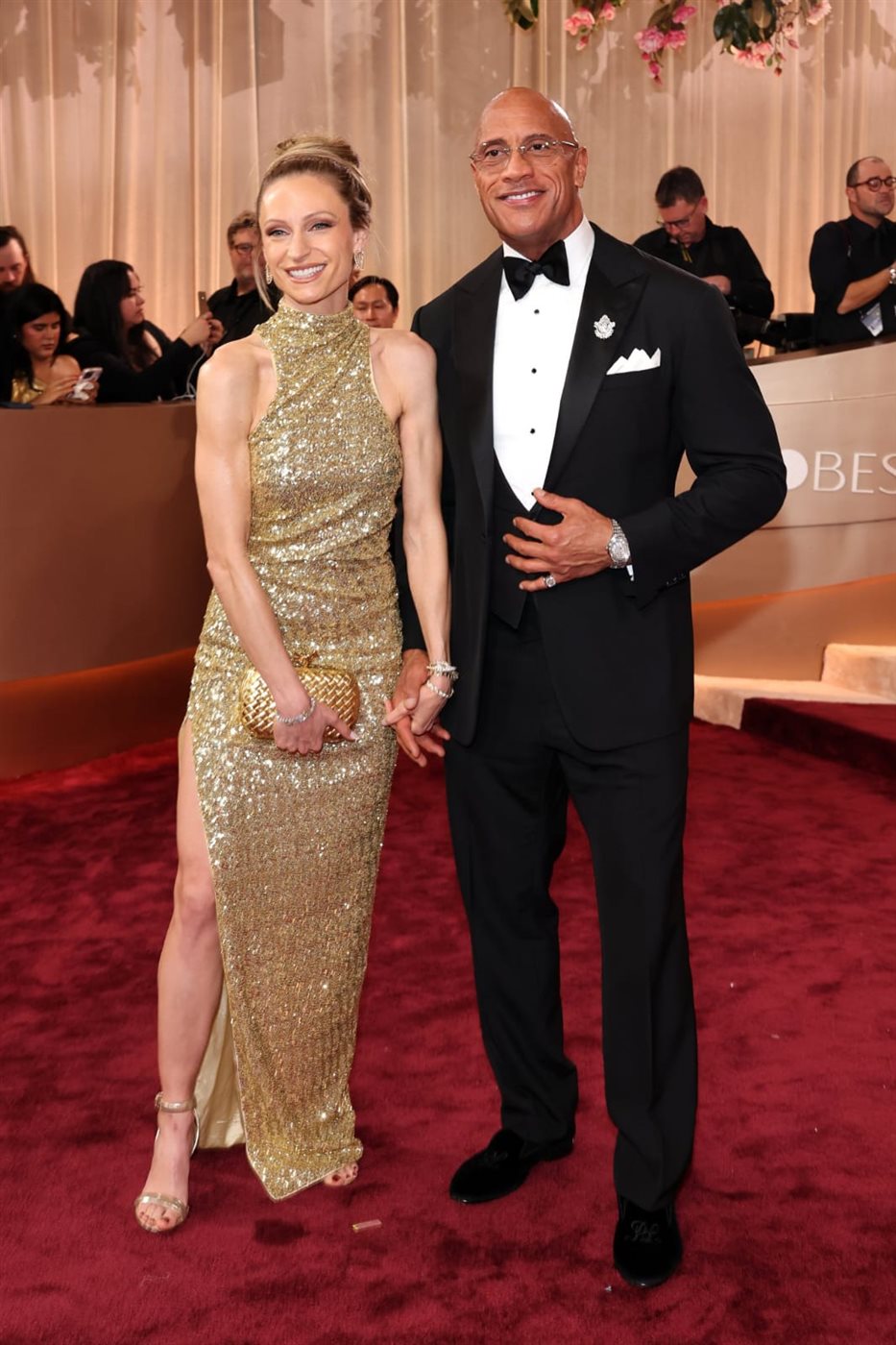 تألق النجوم على ريد كاربت حفل توزيع جوائز جولدن جلوب بنسخته الـ 83