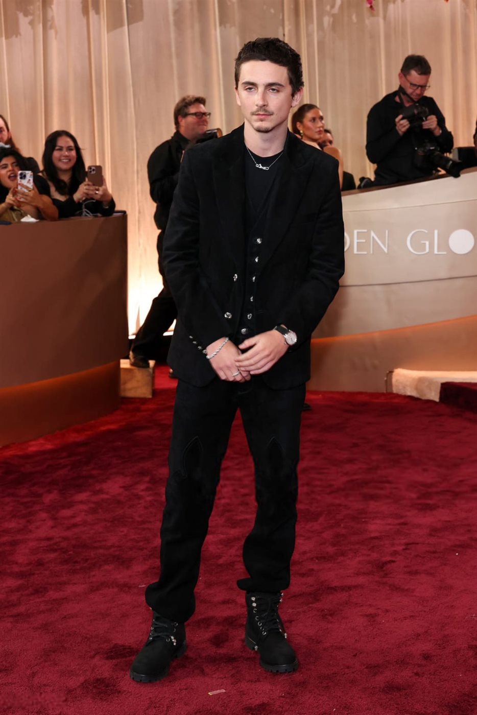 تألق النجوم على ريد كاربت حفل توزيع جوائز جولدن جلوب بنسخته الـ 83