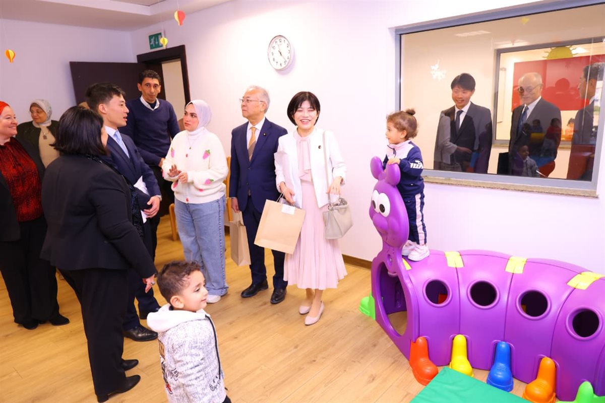 وفد من أعضاء مجلس المستشارين الياباني يتفقد مركز &nbsp;استقبال أبناء العاملين بديوان وزارة التضامن بالعاصمة الجديدة&nbsp;