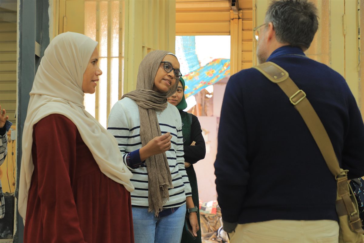 السفير الكندي في إسنا