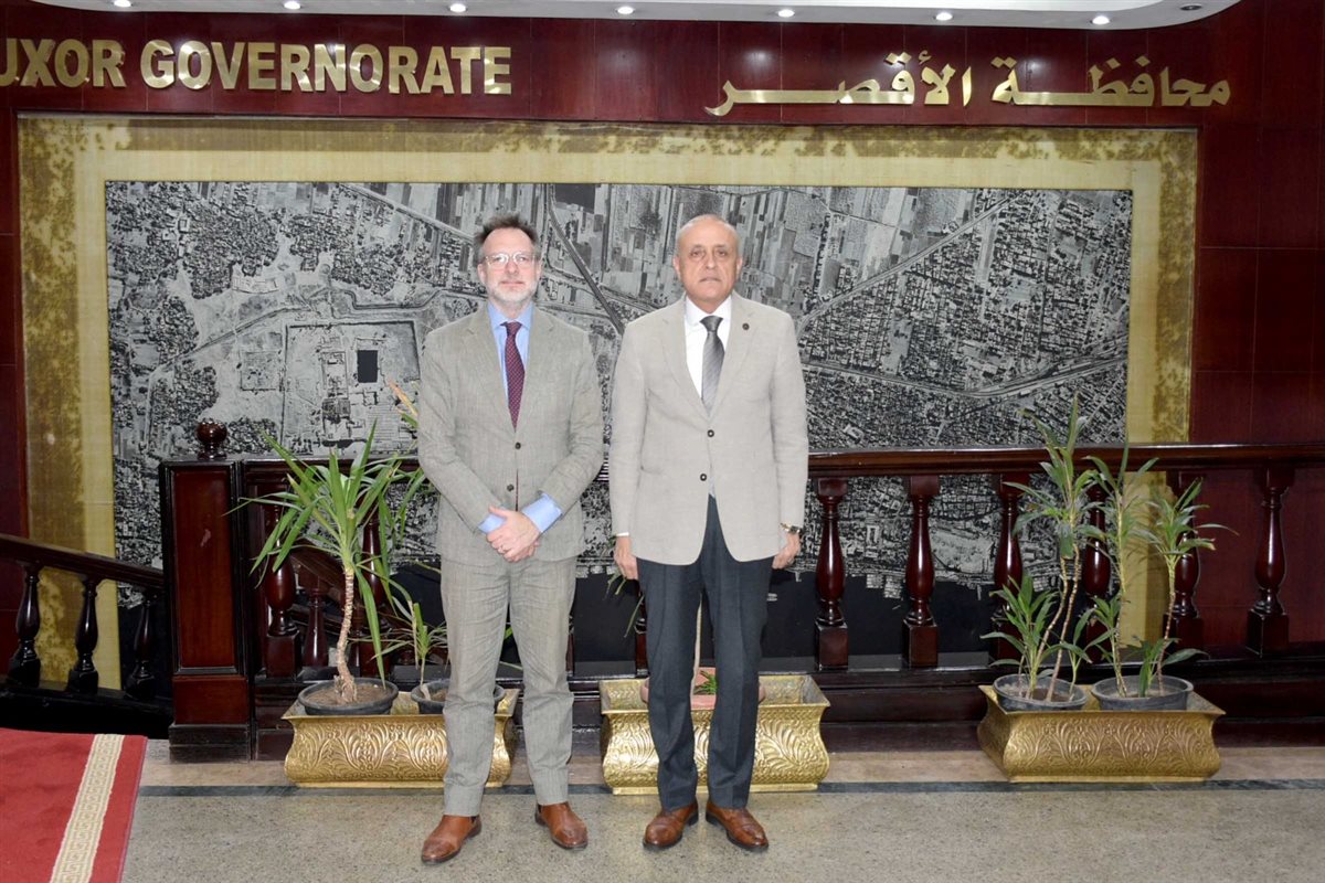 السفير الكندي يلتقي ومحافظ الأقصر