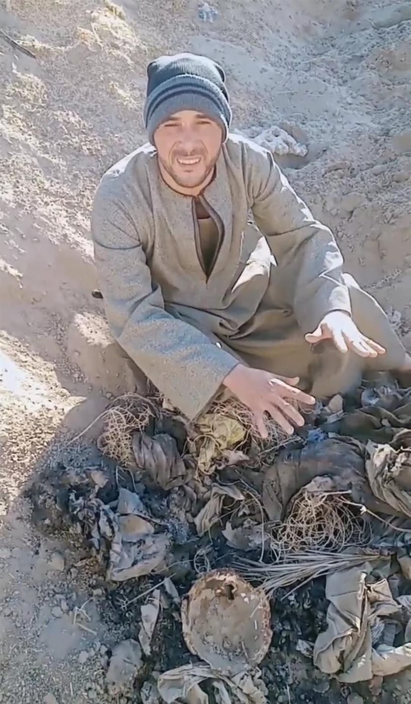 العثور على أعمال سحر داخل مقبرة