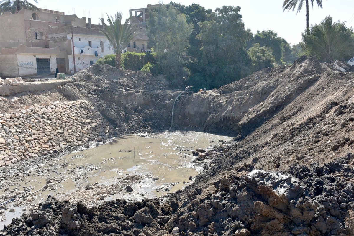 جولة محافظ الأقصر