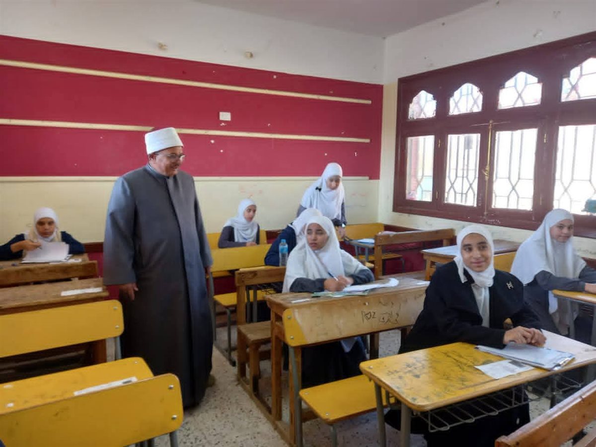 جانب من امتحانات الشهادة الازهرية بالوادى الجديد