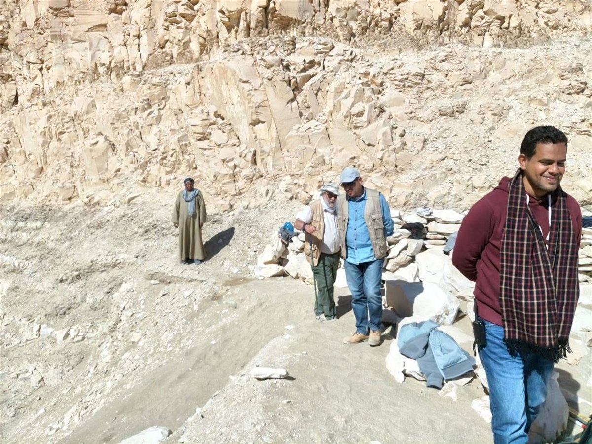 تفقد أعمال البعثات الآثرية بالأقصر