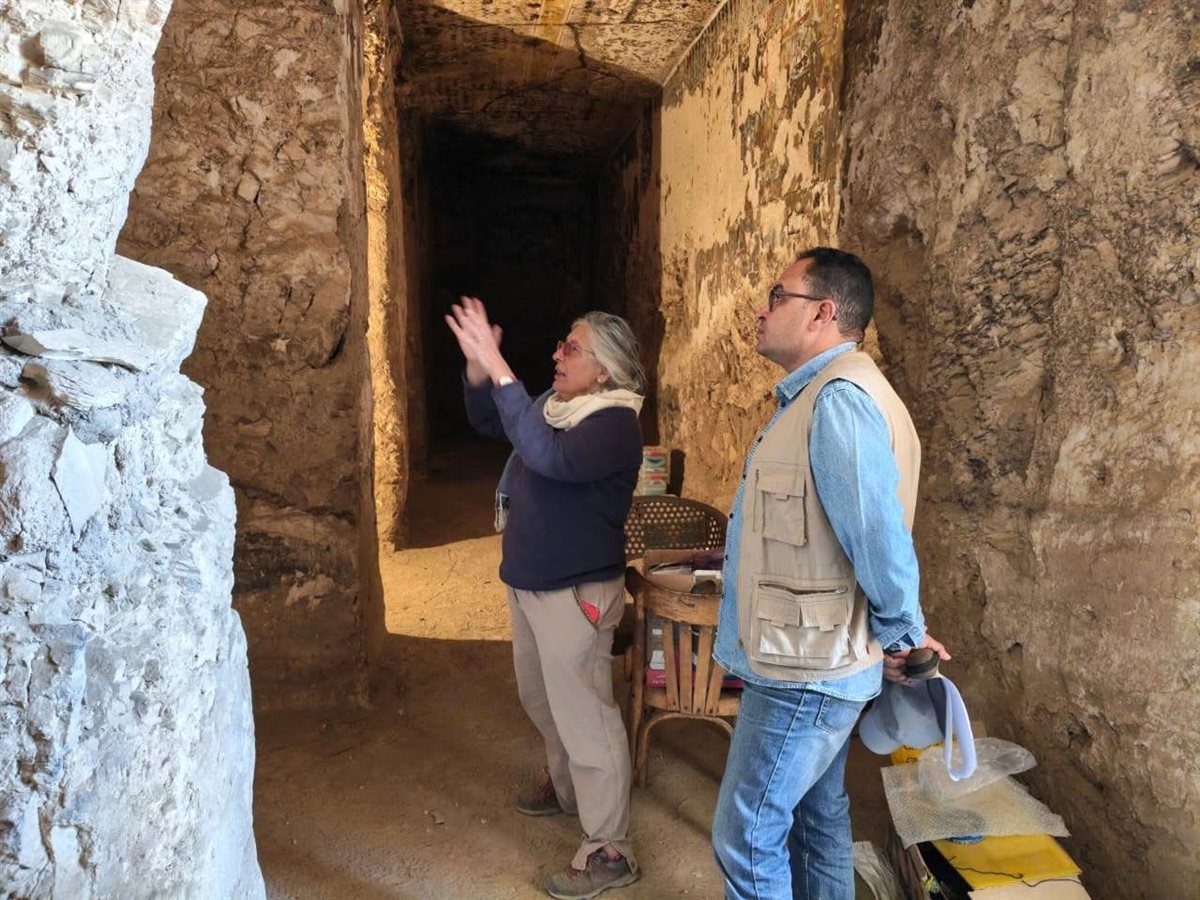 تفقد أعمال البعثات الآثرية بالأقصر