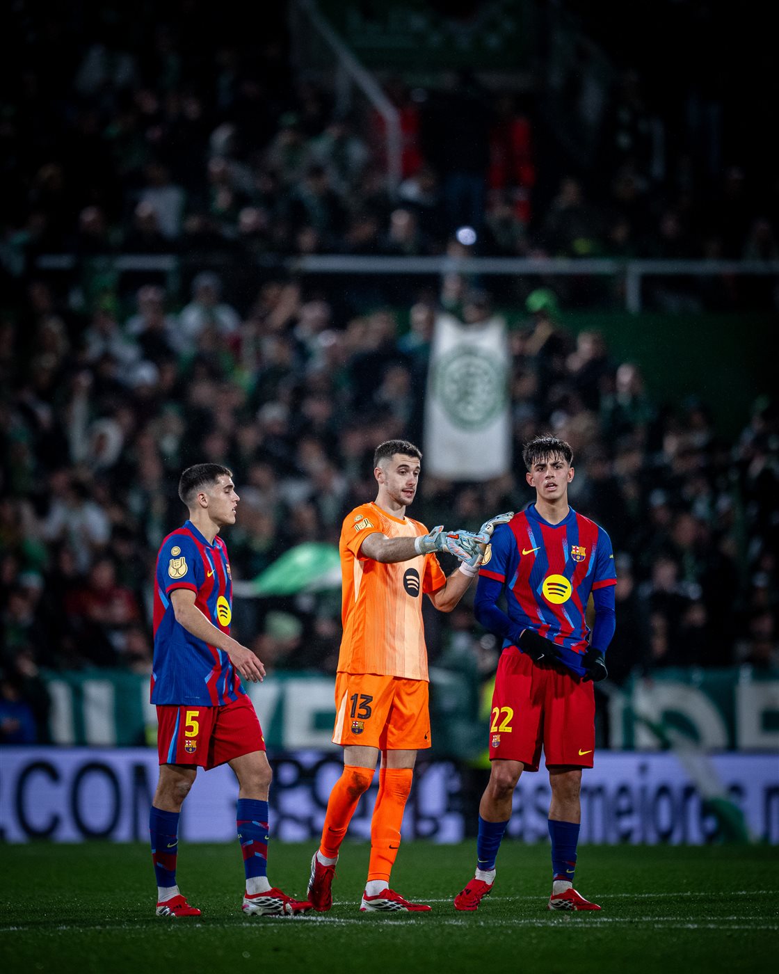 <strong>مباراة برشلونة وراسينج سانتاندير في كأس ملك إسبانيا</strong>
