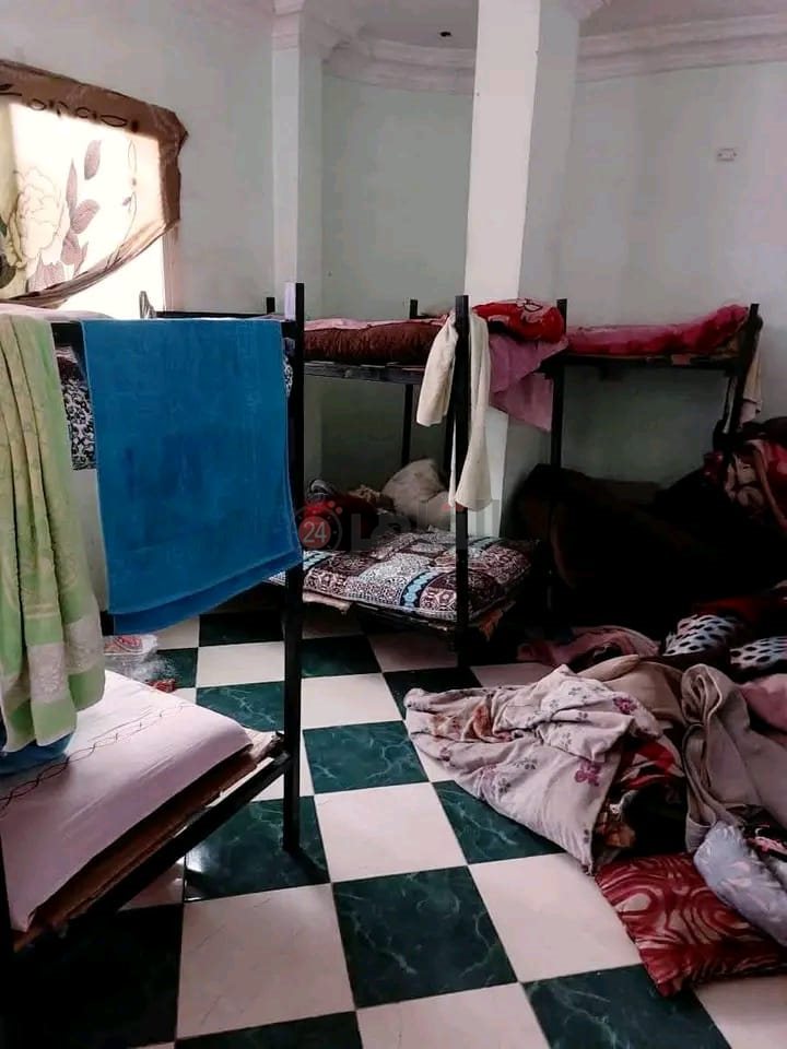 جانب من عملية الغلق 