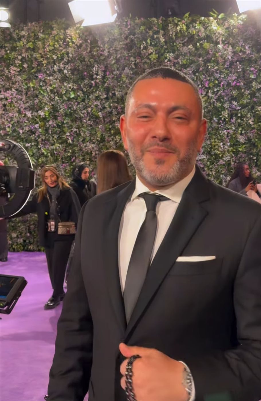 بدء توافد النجوم على اللافندر كاربت بحفل توزيع جوائز Joy Awards