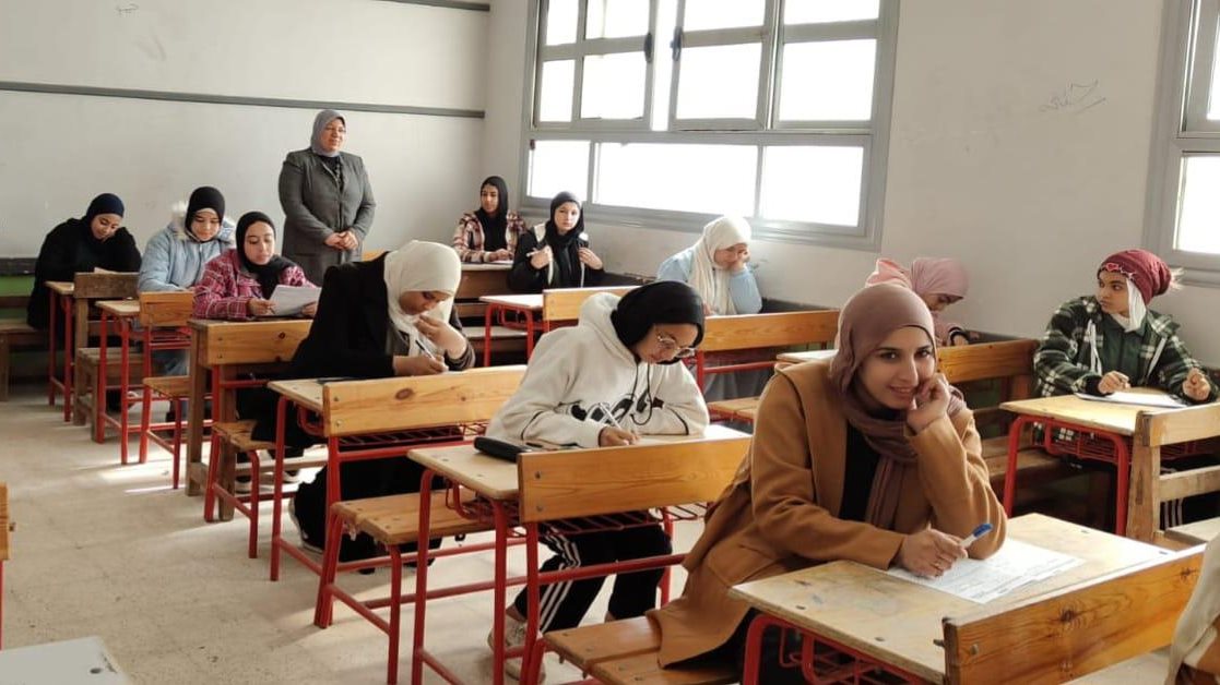 طلاب الإعدادية