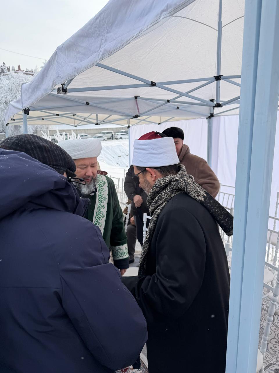 الجامعة المصرية للثقافة الإسلامية تشارك في تشييع المفتي الأسبق لكازاخستان