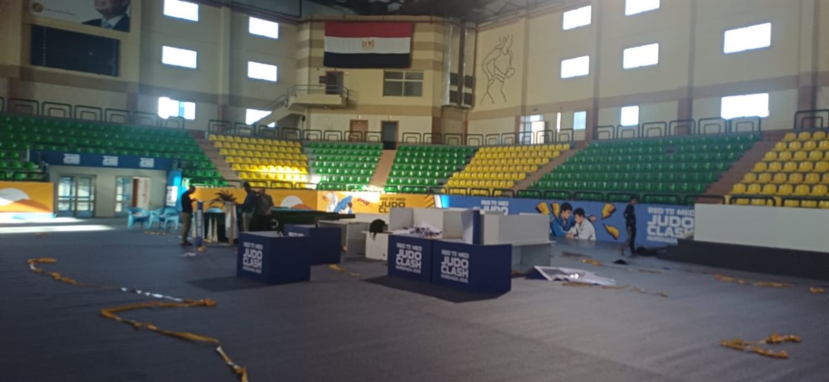 استعدادات الصالة المغطاة بالغردقة لبطولة الجودو
