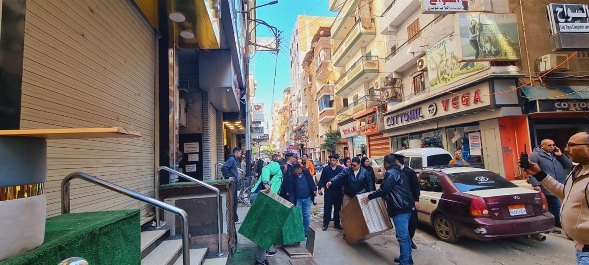 <strong>حملات مكثفة لإزالة الإشغالات بالمنصورة</strong>