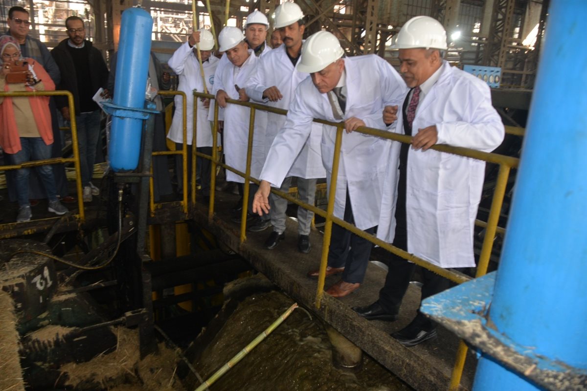 محافظ الأقصر يشهد بدء موسم عصير القصب&nbsp;