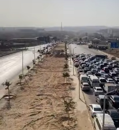 <strong>هبوط أرضي مفاجئ في ميدان محمد زكي ونفق السخنة بالقاهرة</strong>