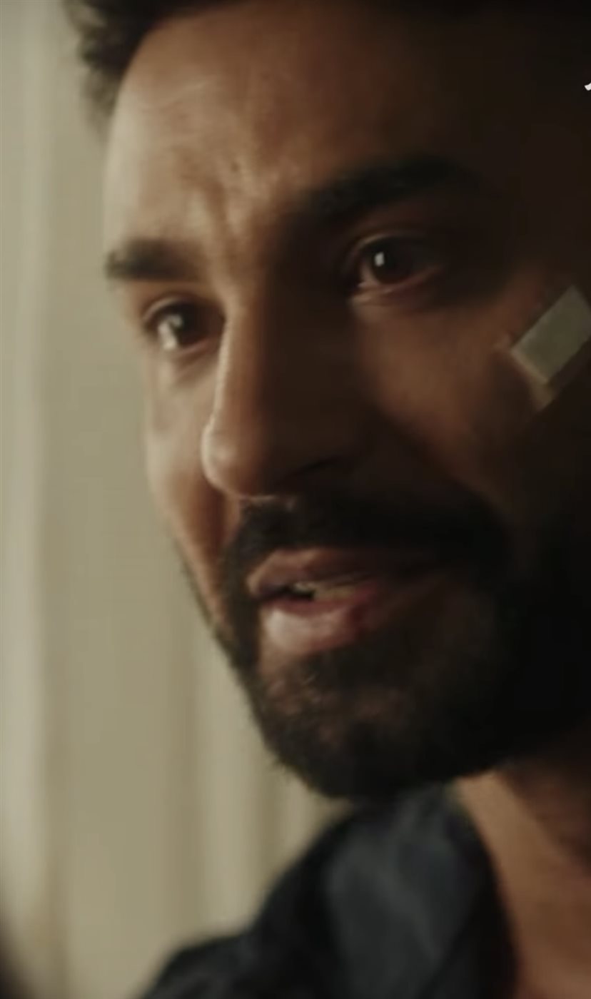 ياسمين عبدالعزيز تُعاني من بعض الأزمات في البرومو الدعائي الثاني لمسلسلها الرمضاني وننسى اللي كان