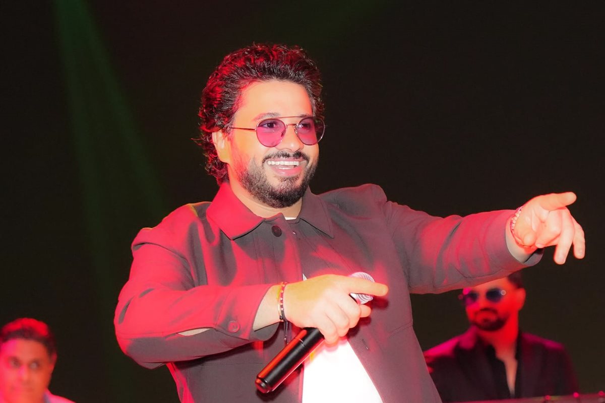 تألق مصطفى حجاج في آخر حفلاته