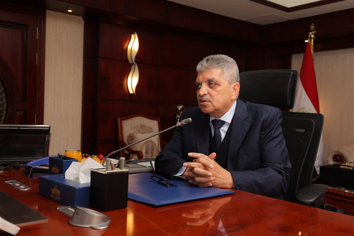 الفريق أسامة ربيع رئيس هيئة قناة السويس