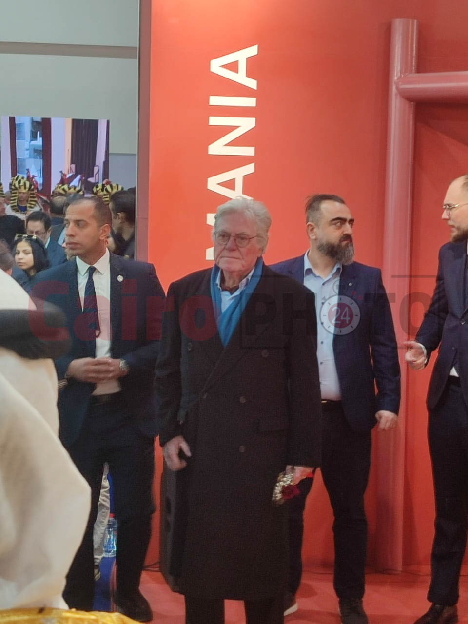 حسين فهمي يحضر افتتاح الدورة 57 من معرض القاهرة الدولي للكتاب&nbsp;