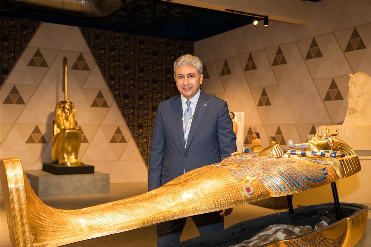 وزير السياحة يفتتح معرض توت عنخ آمون