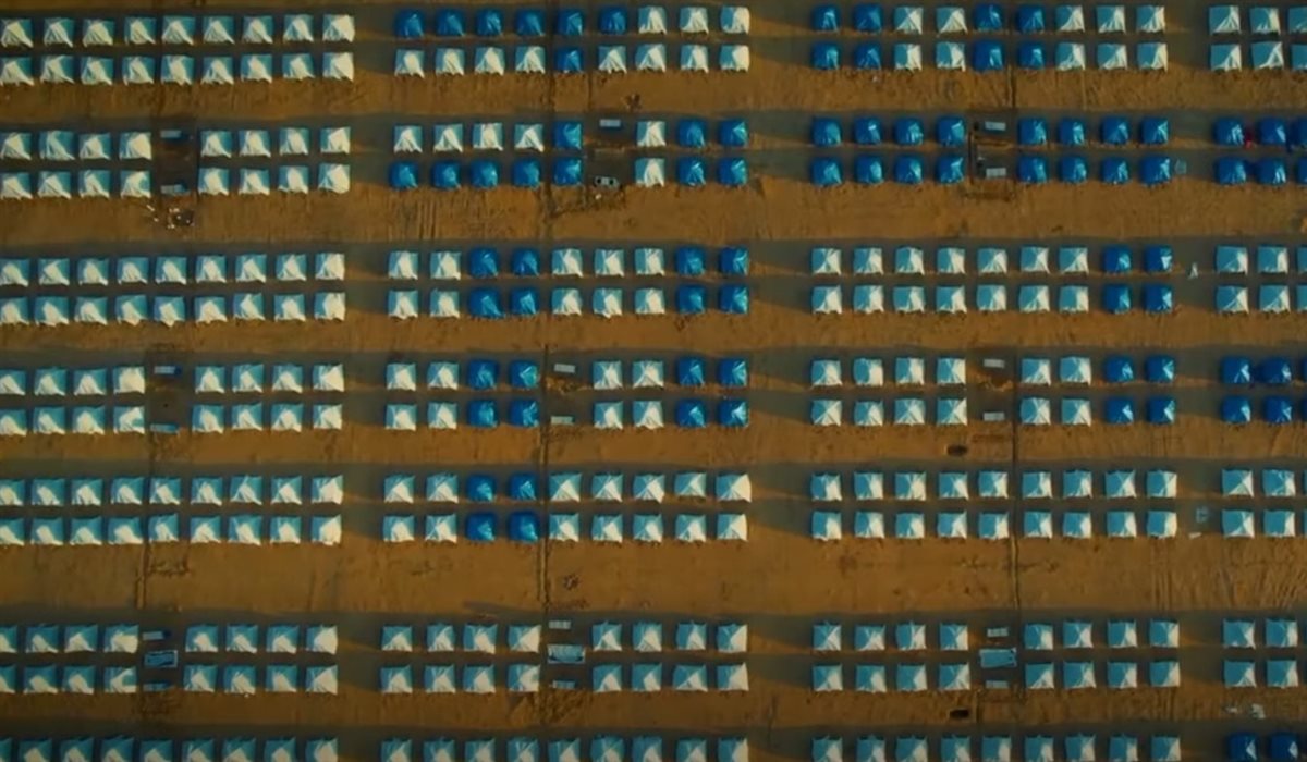 بتوجيهات شيخ الأزهر.. بيت الزكاة ينتهي من إنشاء أكبر مخيماته لإيواء النازحين الفلسطينيين بالقرب من نتساريم بغزة