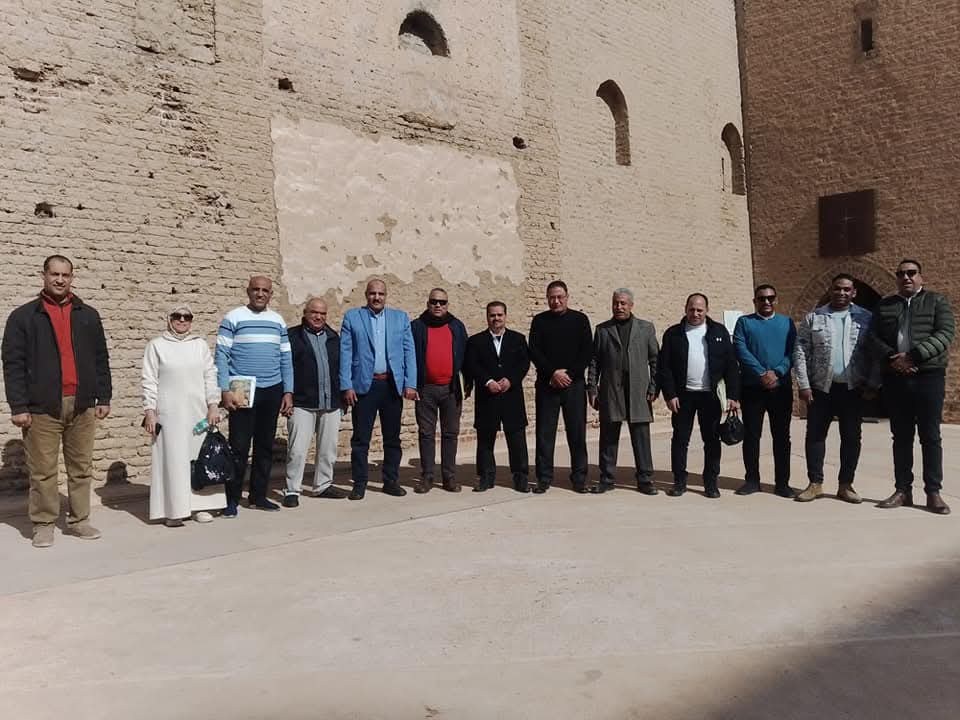 لجنة الآثار&nbsp;