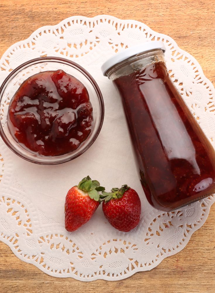 أسهل طريقة لعمل مربى الفراولة