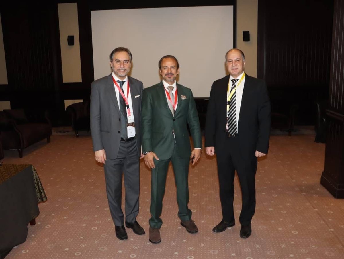 انطلاق الموتمر العلمي لمعهد أمراض العيون