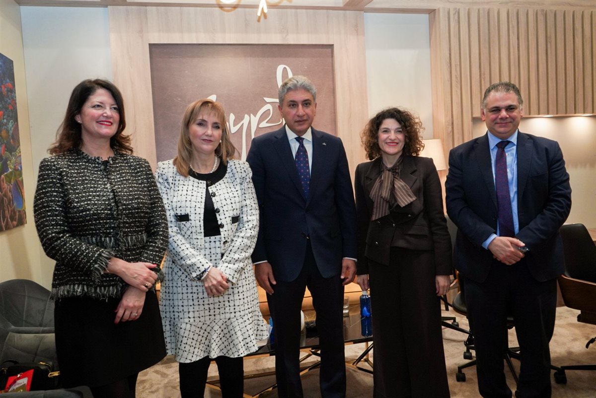 &nbsp;وزير السياحة يلتقي بالرئيس التنفيذي للمجلس العالمي للسفر والسياحة WTTC&nbsp;