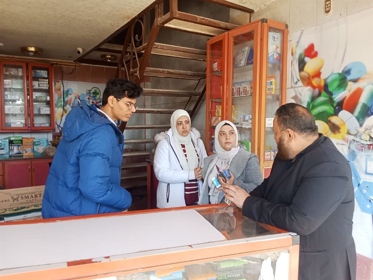 تموين الفيوم يضبط أدوية مهربة ومغشوشة ويغلق صيدليتين بأبشواي وسنورس
