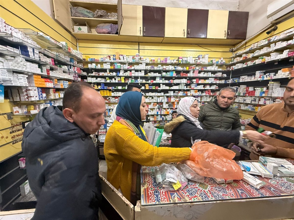 تموين الفيوم يضبط أدوية مهربة ومغشوشة ويغلق صيدليتين بأبشواي وسنورس