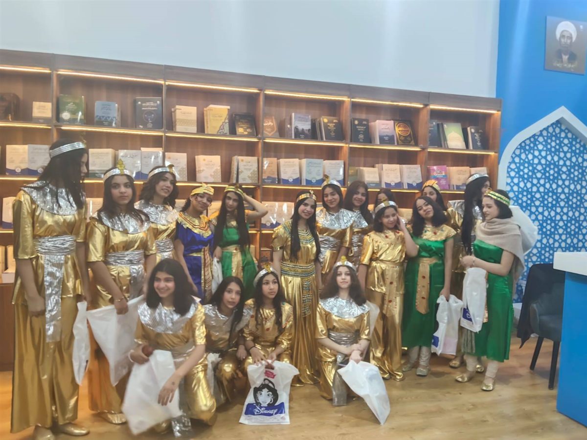 طلاب الجيزة من معرض القاهرة الدولي للكتاب