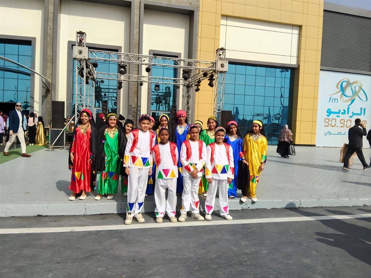 طلاب الجيزة من معرض القاهرة الدولي للكتاب