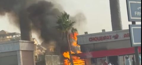 جانب من الحريق