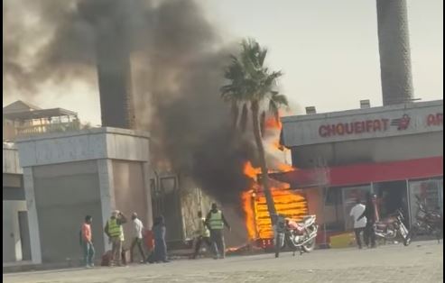 جانب من الحريق