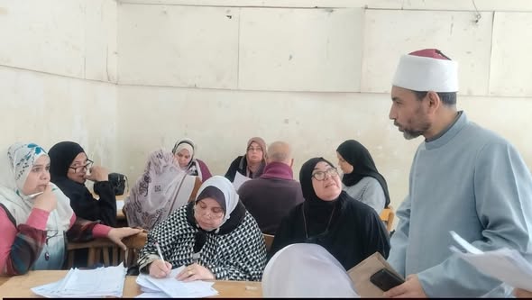 انطلقت اليوم.. رئيس قطاع المعاهد الأزهرية يتفقد مركزي تصحيح الشهادتين بالقاهرة