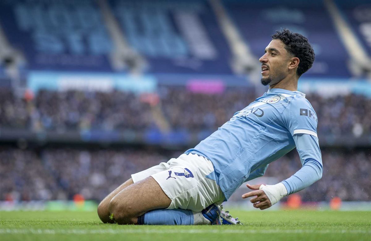 <strong>عمر مرموش من مباراة مانشستر سيتي ضد وولفرهامبتون في الدوري الإنجليزي الممتاز</strong>