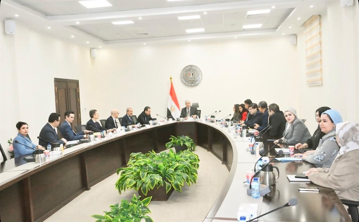 وزير التعليم العالي والسفير الفرنسي