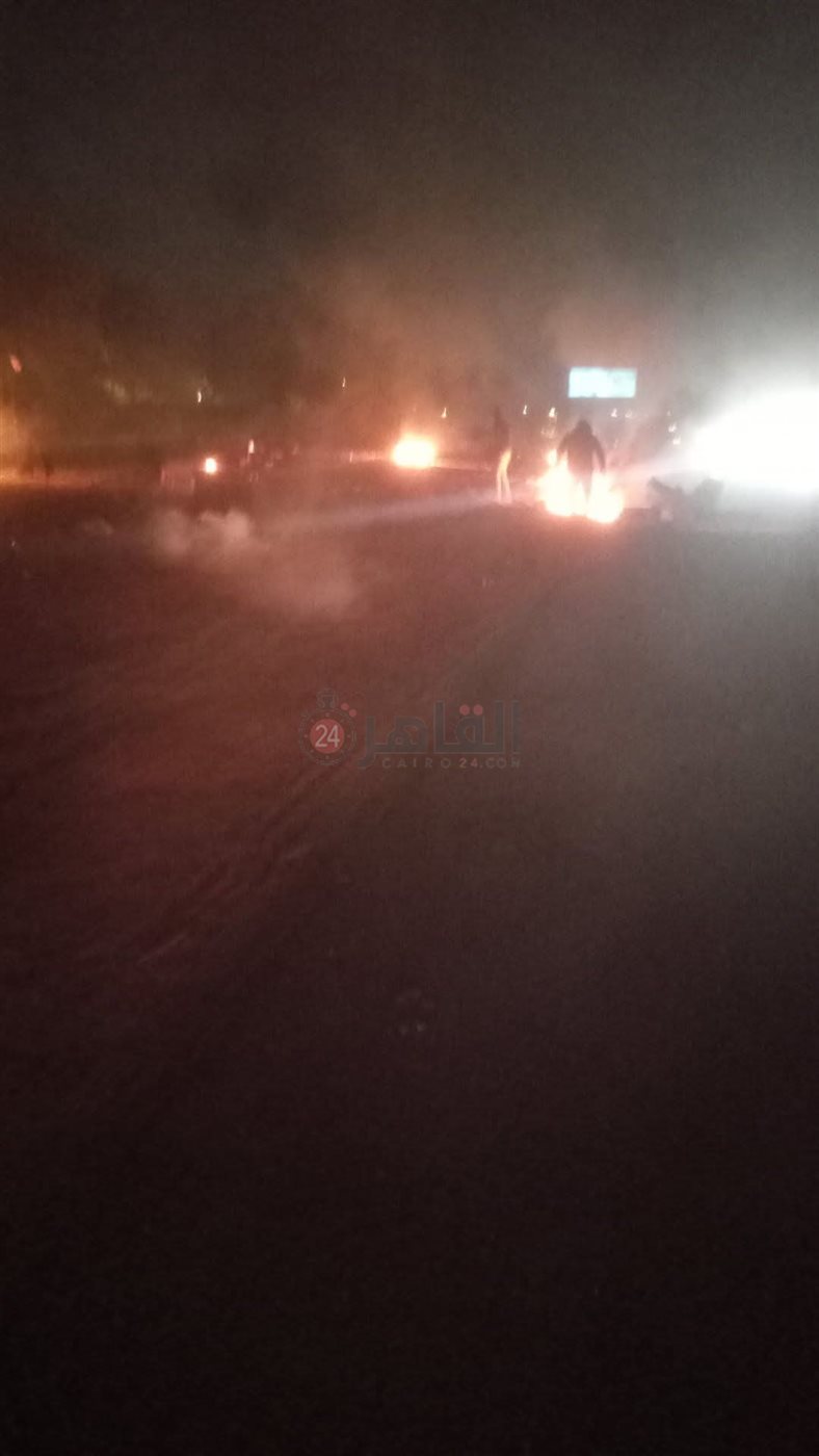 ولع بطريقة غريبة.. حريق عزال عروس أثناء نقله من المنوفية إلى سوهاج