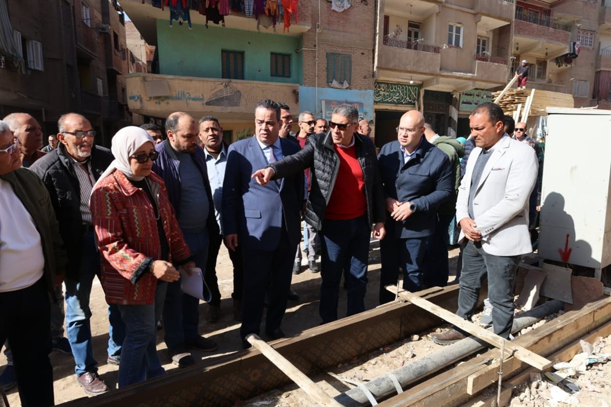 تطوير ورصف طريق جسر المنوات بالحوامدية