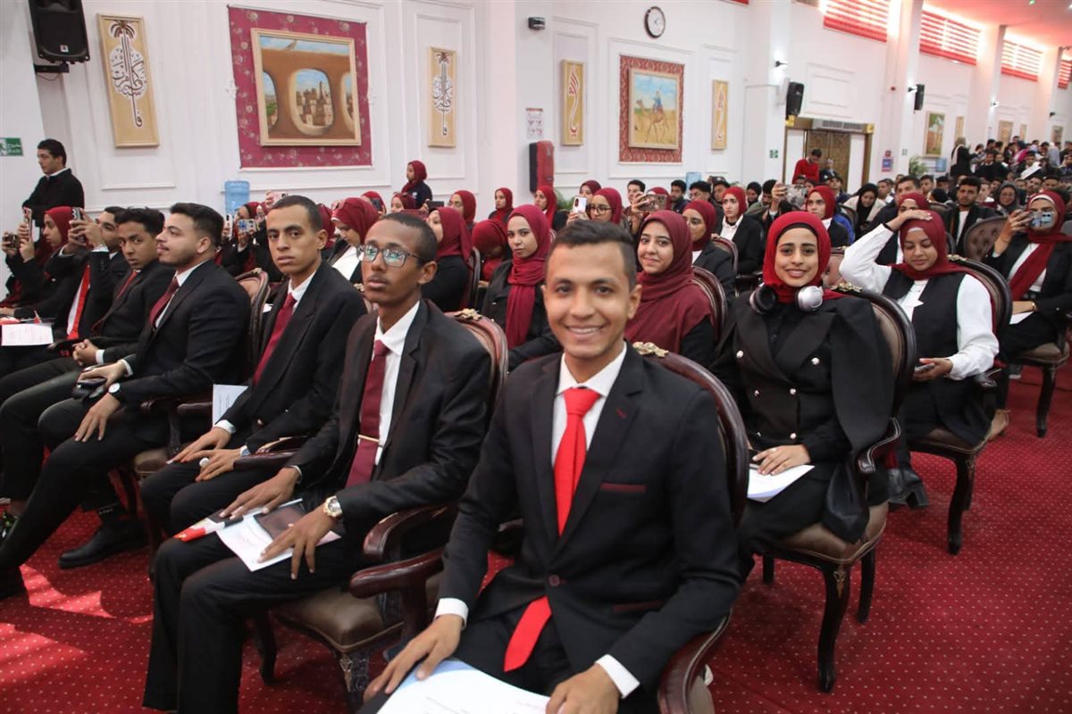 جانب من لقاء محافظ الوادي الجديد