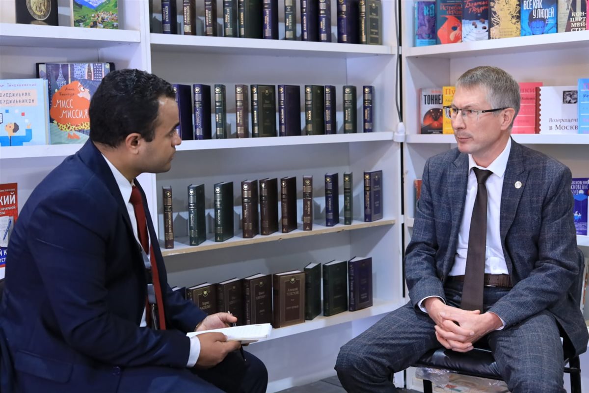 مساعد رئيس تتارستان ومحمد جمال صحفي القاهرة 24