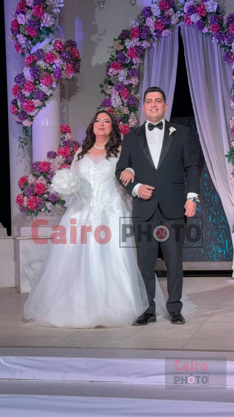 &nbsp;الصورة الأولى من حفل زفاف الفنانة دعاء رجب