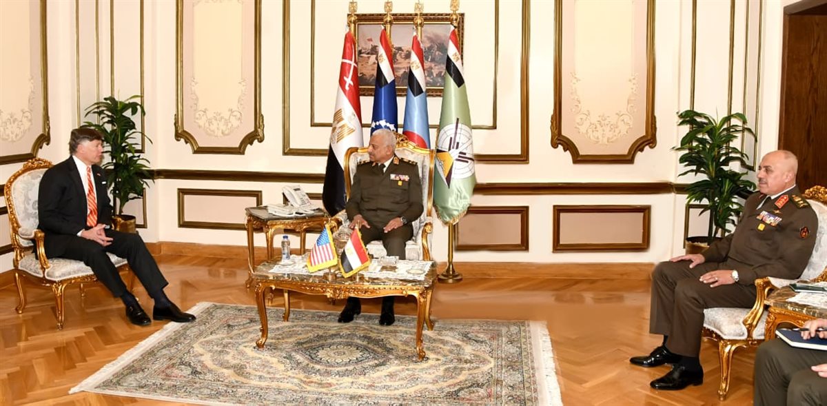 جانب من لقاء وزير الدفاع والإنتاج الحربي ونائب وزير الخارجية الأمريكي