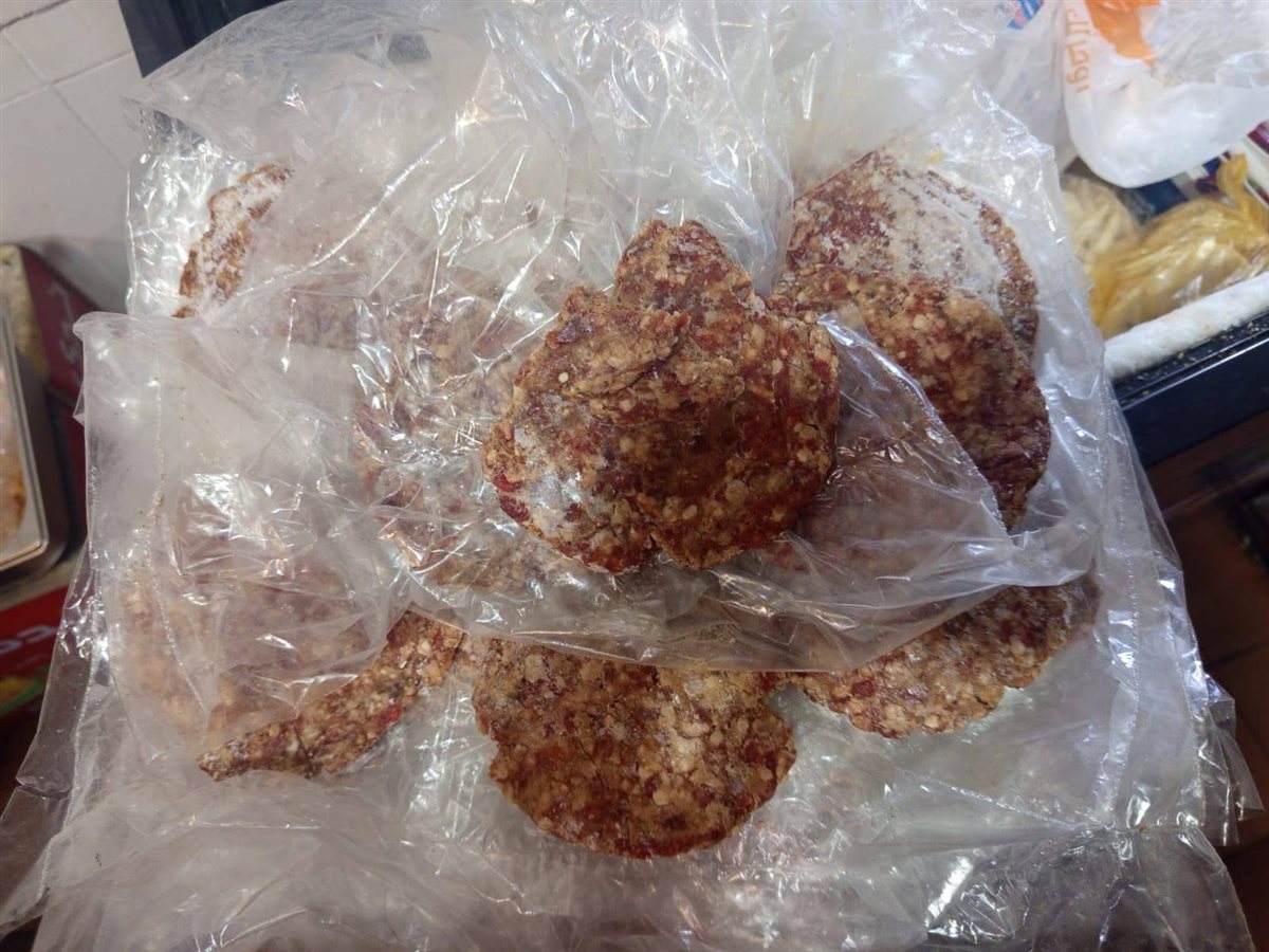 ضبط لحوم فاسدة بمطعمين في الأقصر